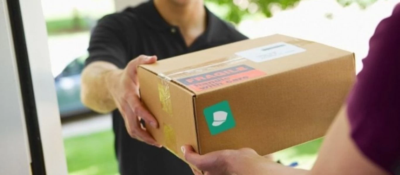 Μπορεί ο νέος κοροναϊός να μεταδοθεί μέσω των δεμάτων από την Κίνα; (φώτο)